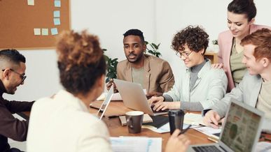 Choisir son franchiseur en Afrique : les critères essentiels à connaître